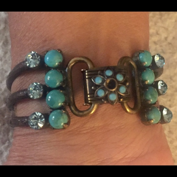 Swarovski Crystal, Turquoise & Leather Bracelet